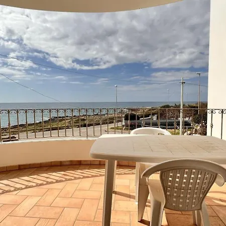 Casa Vista Mare Salento Da 2 Posti Letto * Torre San Giovanni Ugento